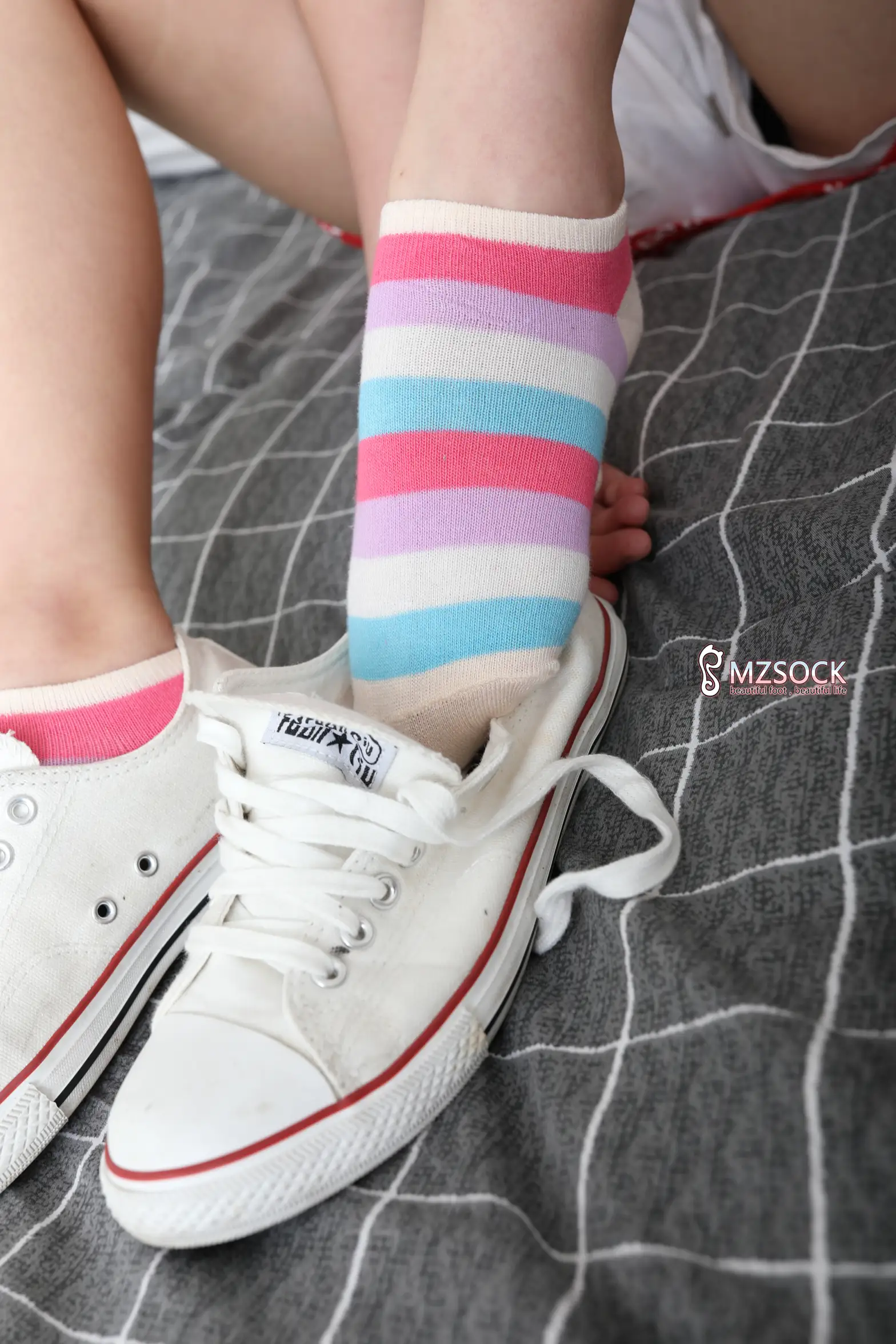 [Mzsock] Love beautiful feet NO.014 Mariko#[74P]-56