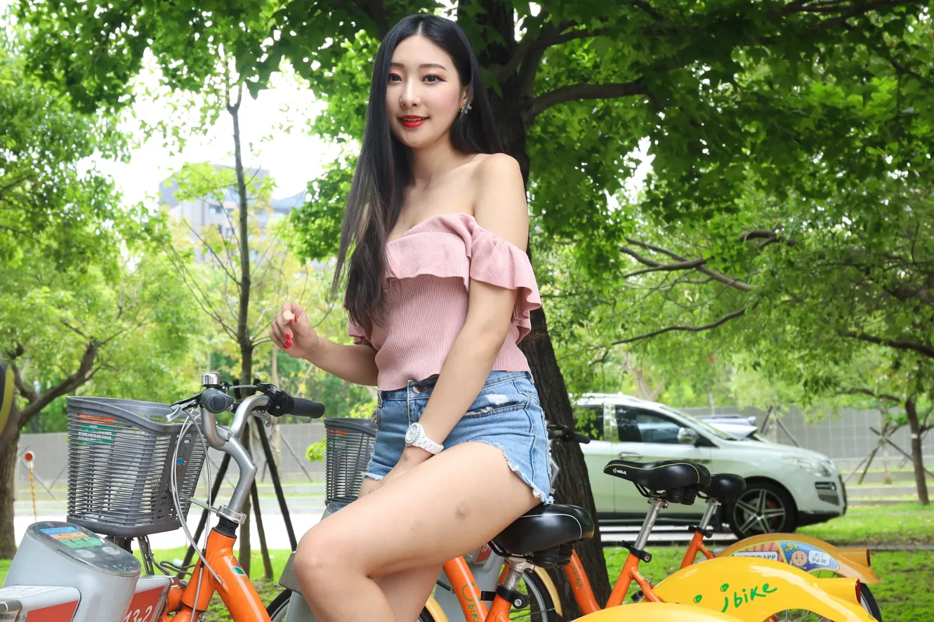 [Mzsock] NO.133 Wu Caijie denim shorts, high heels and beautiful legs street photography#[54P]-32